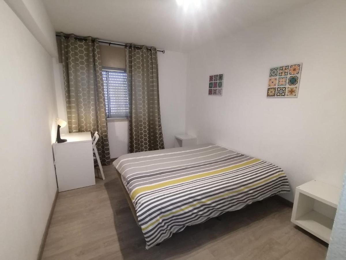 Apartment Poeta Aleixo In Faro Bagian luar foto